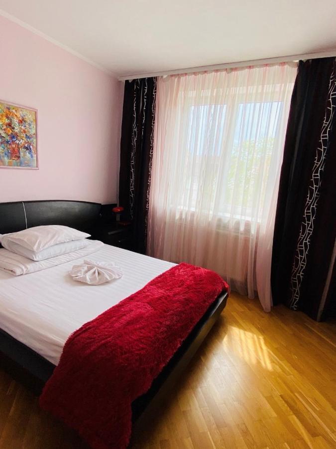 Guest House At Lesya Ukrainka Truskawez Exterior foto